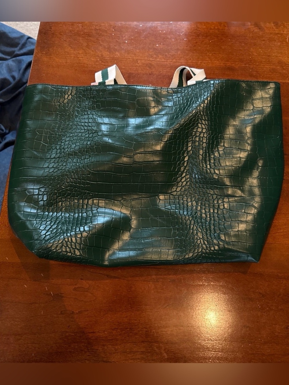 Saks fifth avenue faux croc bag